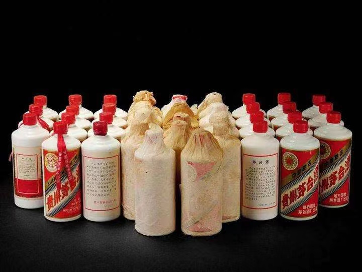 涞源老酒回收上门哪里回收(附近上门回收茅台酒）?